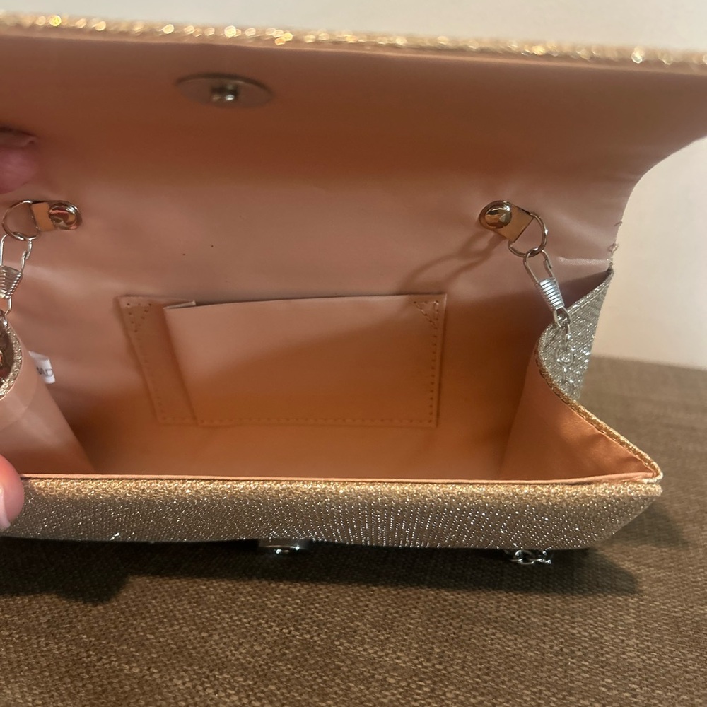 Elegant Gold Evening Clutch - Picture 7 of 8